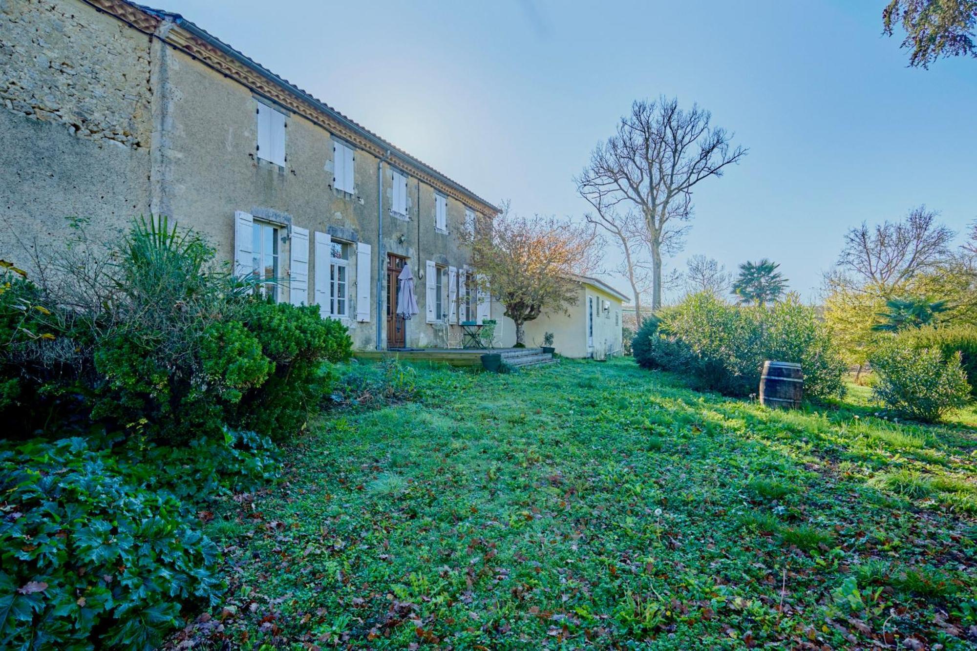 Valence-sur-Baise Chambres D'Hotes De Charme Avec Piscine - Le Clos Boissiere מראה חיצוני תמונה